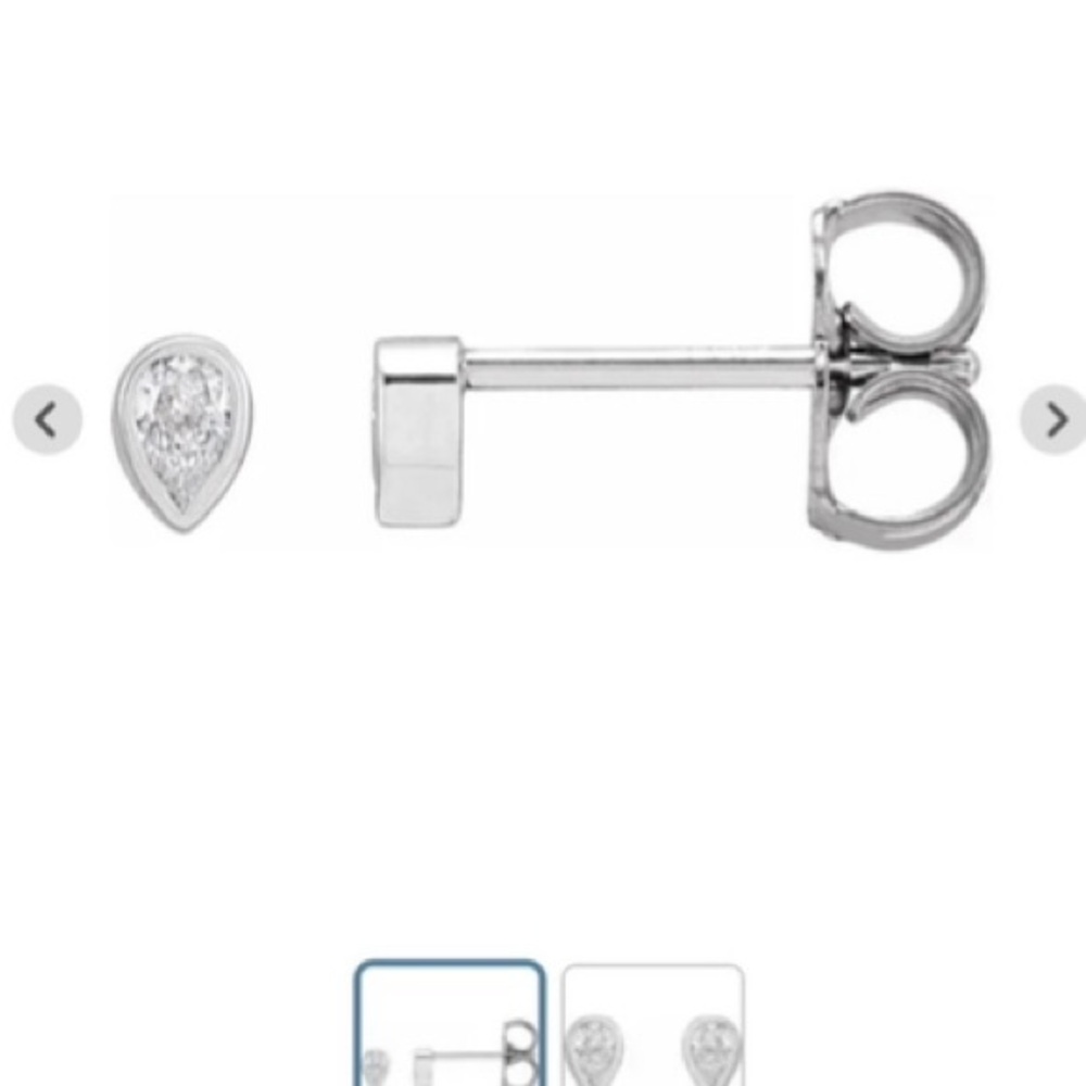 14K White Gold Diamond Pear Studs